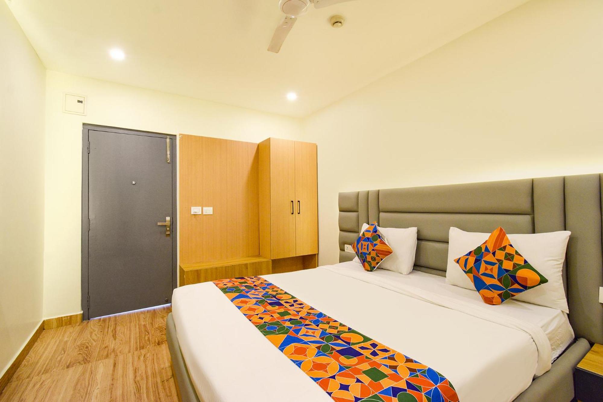 Fabhotel White Ridge - Kondapur Kondapur  Exterior photo